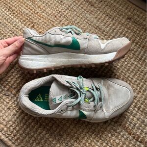 Nike ACG Lowcat Sneakers